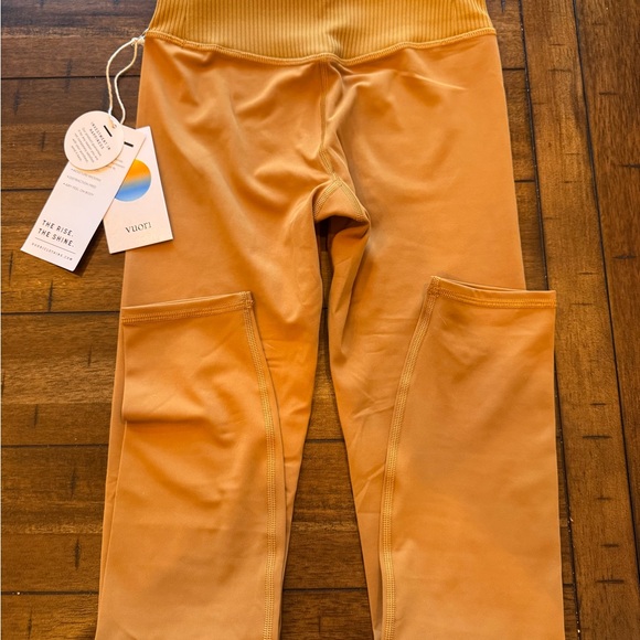 Vuori Ribbed Studio Leggings Dark Golden - Picture 2 of 4